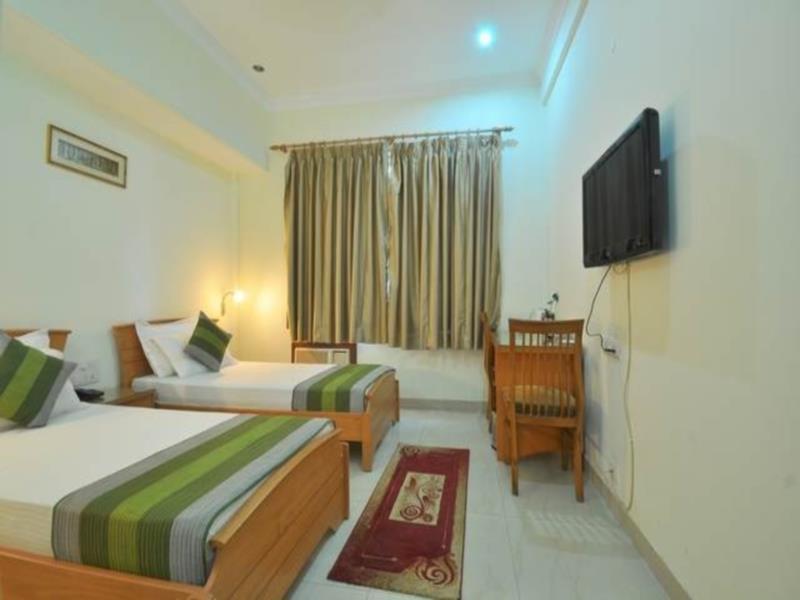 Treebo Palm Tree Palam Vihar Hotel Gurgaon Buitenkant foto